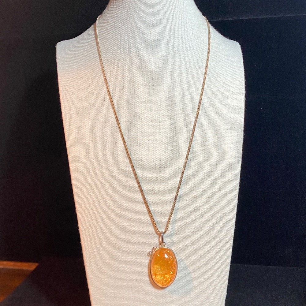 Large Oval Amber 925 Pendant and 20” Sterling Silver Chain Necklace